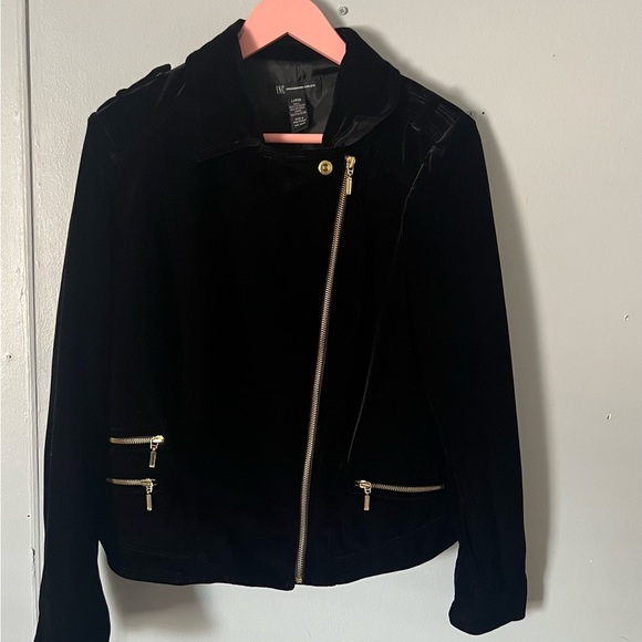 INC International Concepts Black Velvet Jacket with Gold Accents like new - Picture 2 of 10